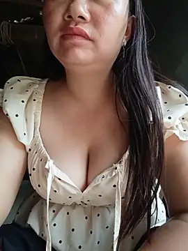 lisn-cute online show from 06/23/26, 12:19