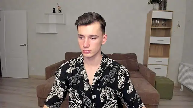 Snapshot of Max_foks_ chatting on 02/15/26, 04:58 Max foks online show from 02/15/26, 04:58