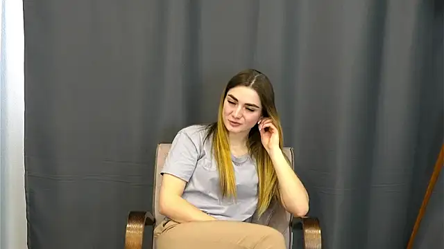 CharaVaz online show from 02/08/26, 07:56