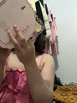 Snapshot of cuty_lusy chatting on 05/31/26, 11:28 cuty lusy online show from 05/31/26, 11:28