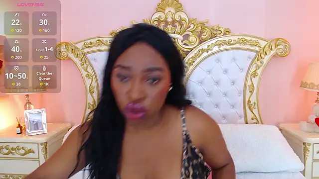 NatashaSilvers online show from 03/17/26, 12:19