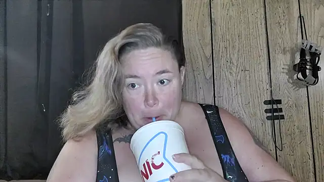 ladylynn13 online show from 06/13/26, 01:20