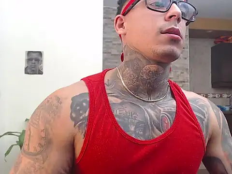 Snapshot of maxstrom111 chatting on 02/12/26, 02:01 maxstrom111 online show from 02/12/26, 02:01