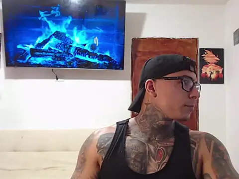 Snapshot of maxstrom111 chatting on 02/24/26, 02:48 maxstrom111 online show from 02/24/26, 02:48