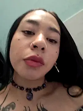 Snapshot of Zafira_glow chatting on 02/08/26, 06:33 Zafira glow online show from 02/08/26, 06:33