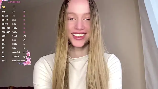 Snapshot of Viktoria_Vibes chatting on 03/14/26, 03:39 Viktoria Vibes online show from 03/14/26, 03:39