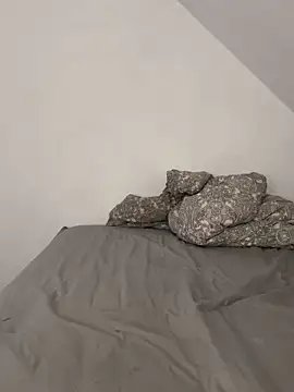 Snapshot of KiaraAmara chatting on 03/18/26, 05:05 KiaraAmara online show from 03/18/26, 05:05