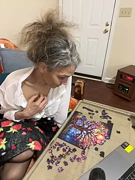 Snapshot of TicTac_Toes chatting on 02/13/26, 02:51 TicTac Toes online show from 02/13/26, 02:51