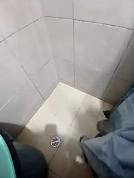 Snapshot of papi23l chatting on 02/08/26, 02:48 papi23l online show from 02/08/26, 02:48