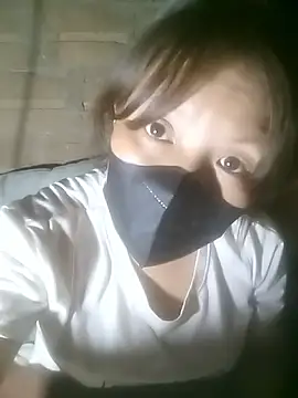 Snapshot of Yang-my- chatting on 03/13/26, 04:02 Yang-my- online show from 03/13/26, 04:02