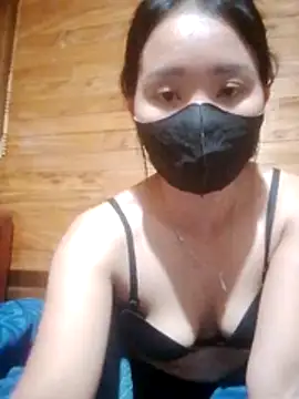 Snapshot of Td3di chatting on 05/11/26, 02:45 Td3di online show from 05/11/26, 02:45