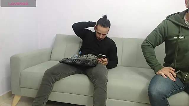 jhustin marcius online show from 12/20/25, 02:24