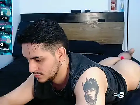 Snapshot of colin_lewis1 chatting on 03/19/26, 03:43 colin lewis1 online show from 03/19/26, 03:43