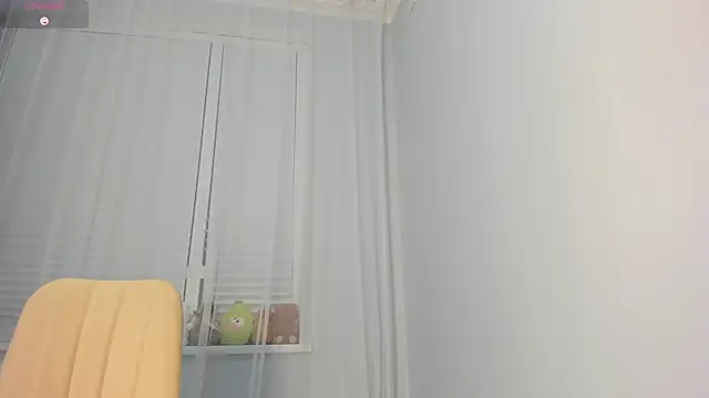 Snapshot of aiyumiprivate chatting on 02/24/26, 01:53 aiyumiprivate online show from 02/24/26, 01:53