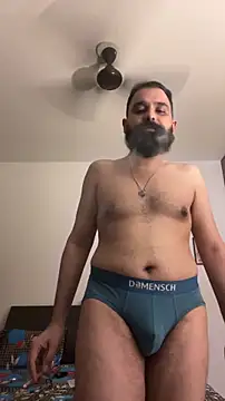 beerboy2222 online show from 06/12/26, 07:35
