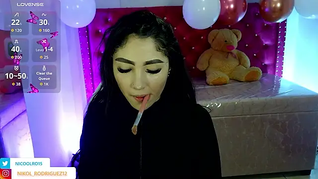 Snapshot of babyy_nicols_m chatting on 03/20/26, 11:04 babyy nicols m online show from 03/20/26, 11:04