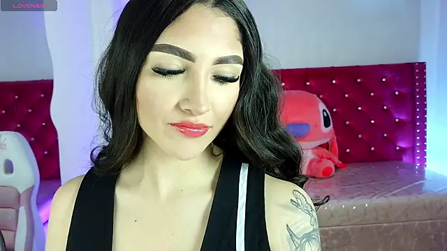 Snapshot of babyy_nicols_m chatting on 04/21/26, 11:27 babyy nicols m online show from 04/21/26, 11:27
