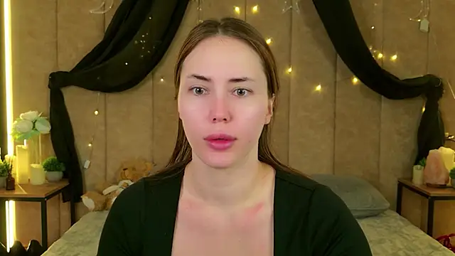 Arielle Vade online show from 06/11/26, 05:16