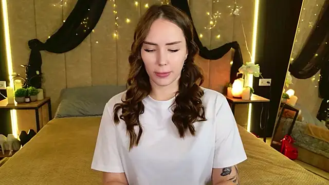 Arielle Vade online show from 06/30/26, 05:19