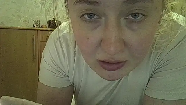 CurvyWild Lady30 online show from 04/26/26, 05:10