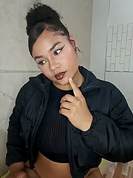 BrianaSweetxxx online show from 04/26/26, 05:27