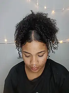 BrianaSweetxxx online show from 06/19/26, 03:11