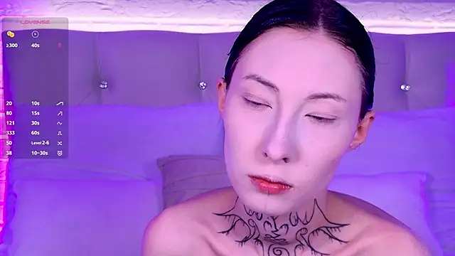 roxy morrison x online show from 05/04/26, 03:35