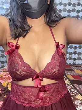Snapshot of lovely_siaa chatting on 03/24/26, 05:07 lovely siaa online show from 03/24/26, 05:07