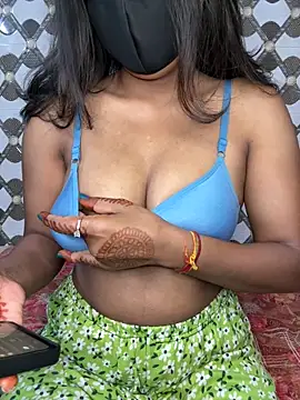 Snapshot of lovely_siaa chatting on 03/30/26, 09:16 lovely siaa online show from 03/30/26, 09:16