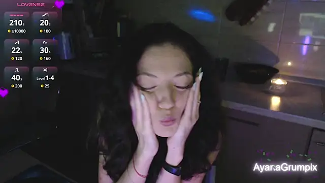 Snapshot of AyanaGrumpix chatting on 03/27/26, 01:11 AyanaGrumpix online show from 03/27/26, 01:11