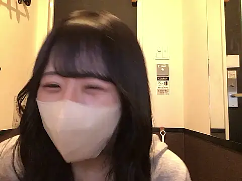 cocomi-coco0209 online show from 04/29/26, 07:20