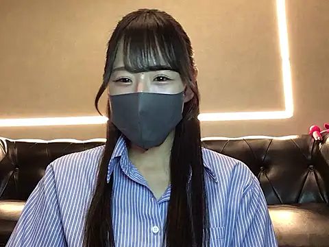 cocomi-coco0209 online show from 05/09/26, 12:43