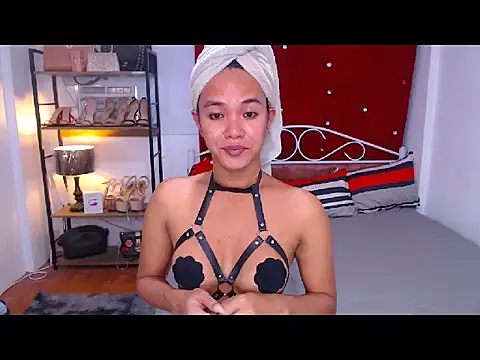 Snapshot of SeductiveAya chatting on 03/08/26, 11:08 SeductiveAya online show from 03/08/26, 11:08