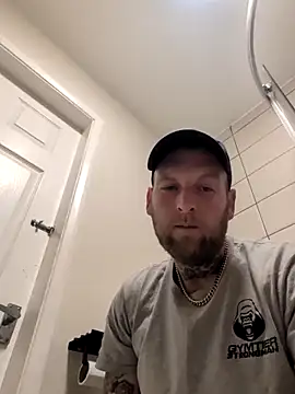 Snapshot of dave32000 chatting on 02/15/26, 02:36 dave32000 online show from 02/15/26, 02:36