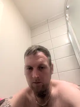 Snapshot of dave32000 chatting on 02/23/26, 11:13 dave32000 online show from 02/23/26, 11:13