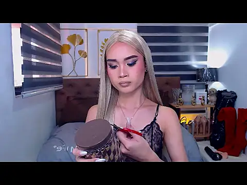 JuicyCockThea online show from 04/10/26, 03:56