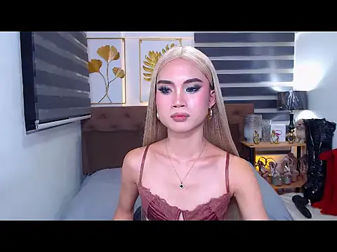 JuicyCockThea online show from 06/15/26, 03:58