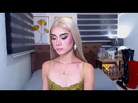 JuicyCockThea online show from 06/16/26, 10:51