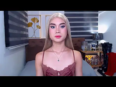 JuicyCockThea online show from 06/19/26, 02:10