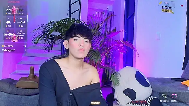Snapshot of max_femboy chatting on 05/05/26, 10:51 max femboy online show from 05/05/26, 10:51