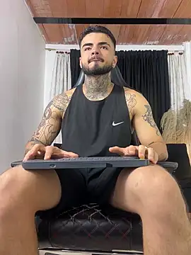 Benjii Carter1 online show from 05/05/26, 02:08