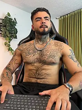 Benjii Carter1 online show from 06/25/26, 12:54