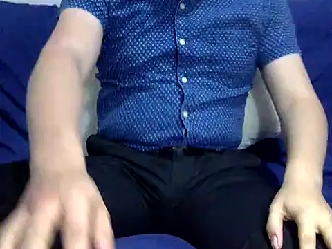 Snapshot of IngCalzon chatting on 04/01/26, 01:17 IngCalzon online show from 04/01/26, 01:17