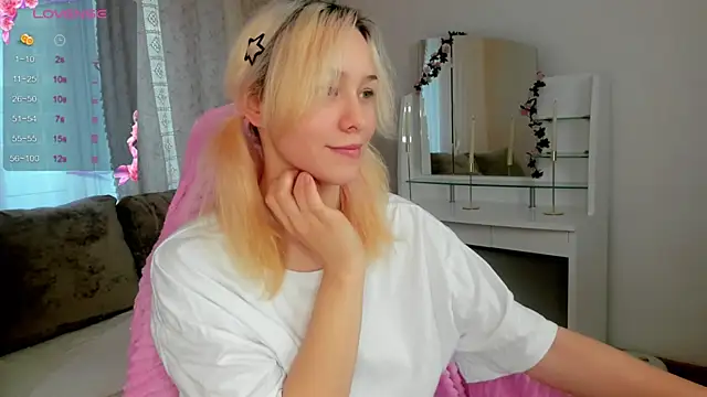 EmilyTrase online show from 05/06/26, 01:14