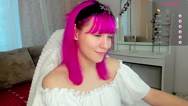 EmilyTrase online show from 05/10/26, 01:11