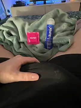 Thomascrtz online show from 02/18/26, 09:44