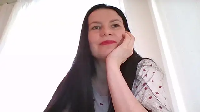 Snapshot of Clover_Shine chatting on 02/15/26, 12:25 Clover Shine online show from 02/15/26, 12:25