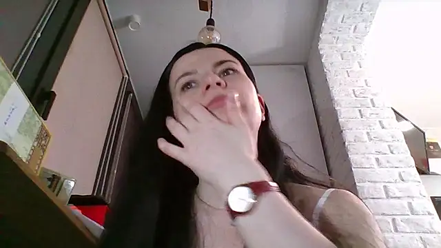 Snapshot of Clover_Shine chatting on 03/10/26, 05:07 Clover Shine online show from 03/10/26, 05:07