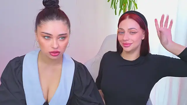 Sofia Plump online show from 04/27/26, 10:35