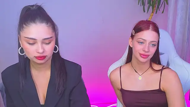 Sofia Plump online show from 04/30/26, 08:57
